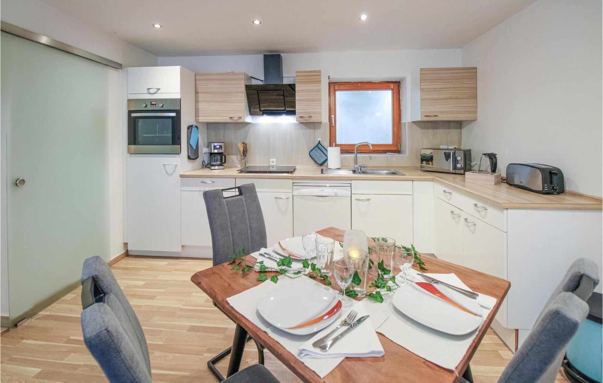 Stunning Apartment In Deggingen With Wifi Exteriör bild